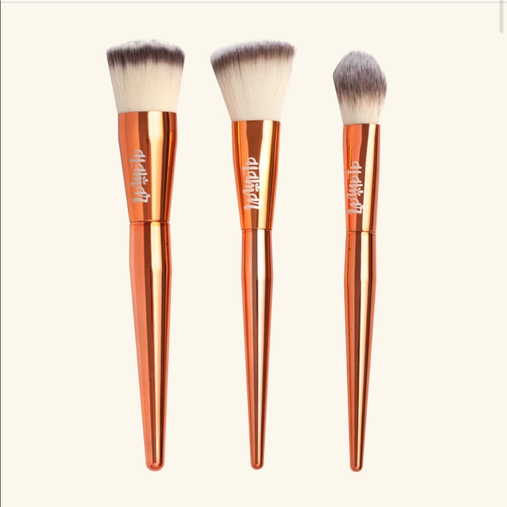 ALAMAR Brush Trio - 2 sets + 2 beauty sponges!